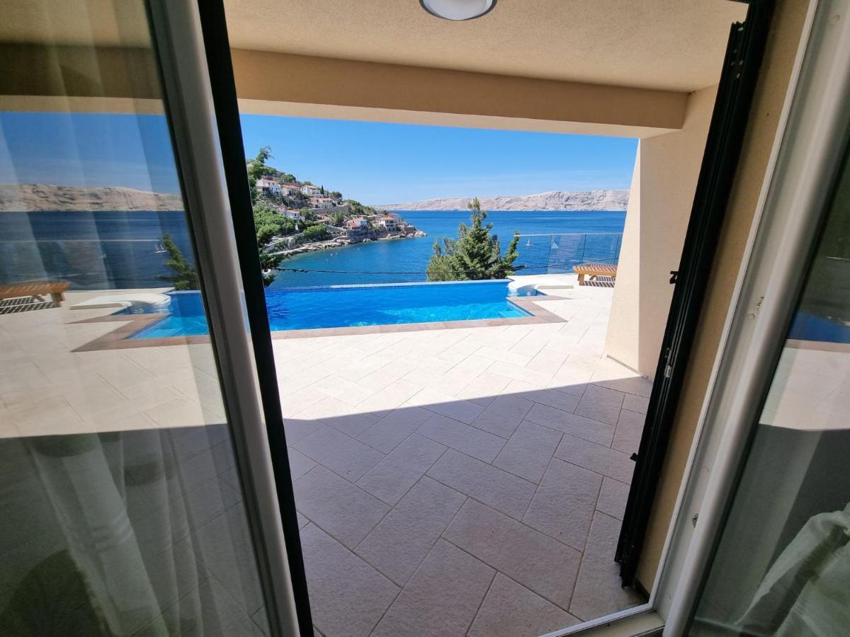 Villa Relax , With Seaview And Two Pools Near Beach Starigrad  Ngoại thất bức ảnh