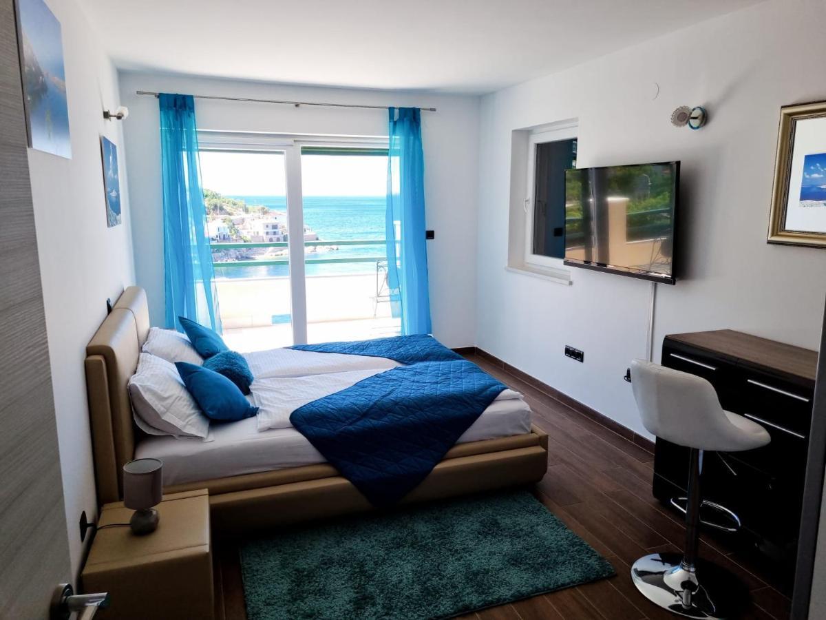 Villa Relax , With Seaview And Two Pools Near Beach Starigrad  Ngoại thất bức ảnh